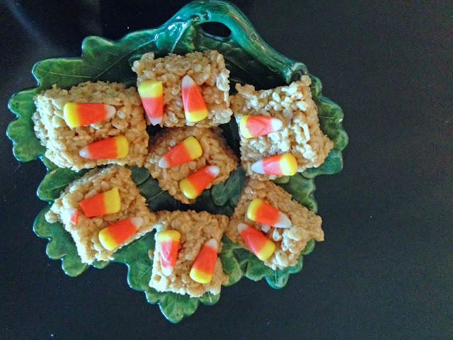 Pumpkin and White Chocolate Rice Krispie Treats